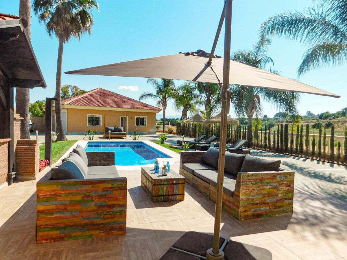 Tess Rancho Las Palmeras Alhaurín de la Torre Exterior foto